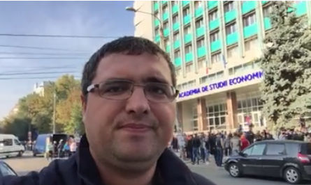 Усатый: После отставок будем решать, как действуем дальше.