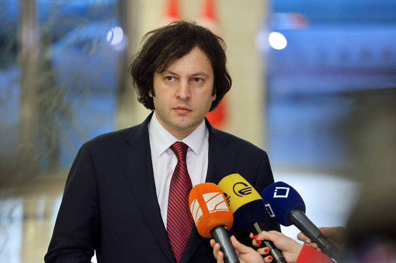 Премьер Грузии пообещал "компенсировать потери" тем, кто попал под международные санкции.