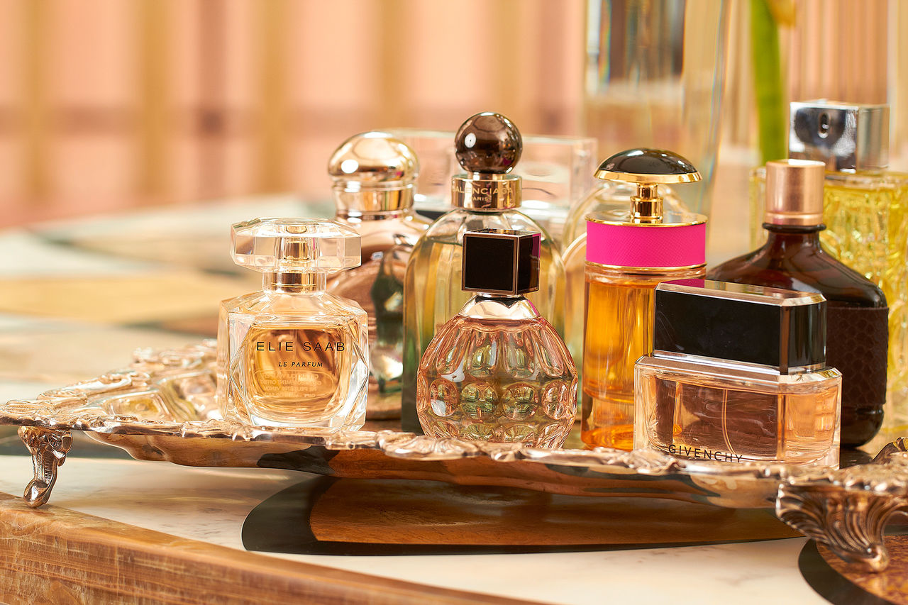 Branduri internaționale de parfumerie, în litigiu cu un magazin din Capitală.