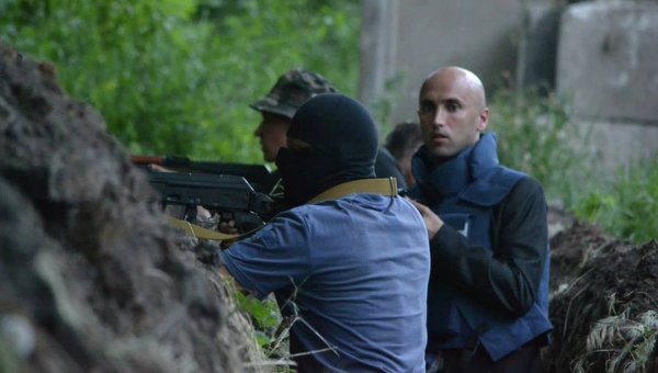 В ночь на 23 июля Филлипс выехал в район донецкого аэропорта. С тех пор связи с ним не было.