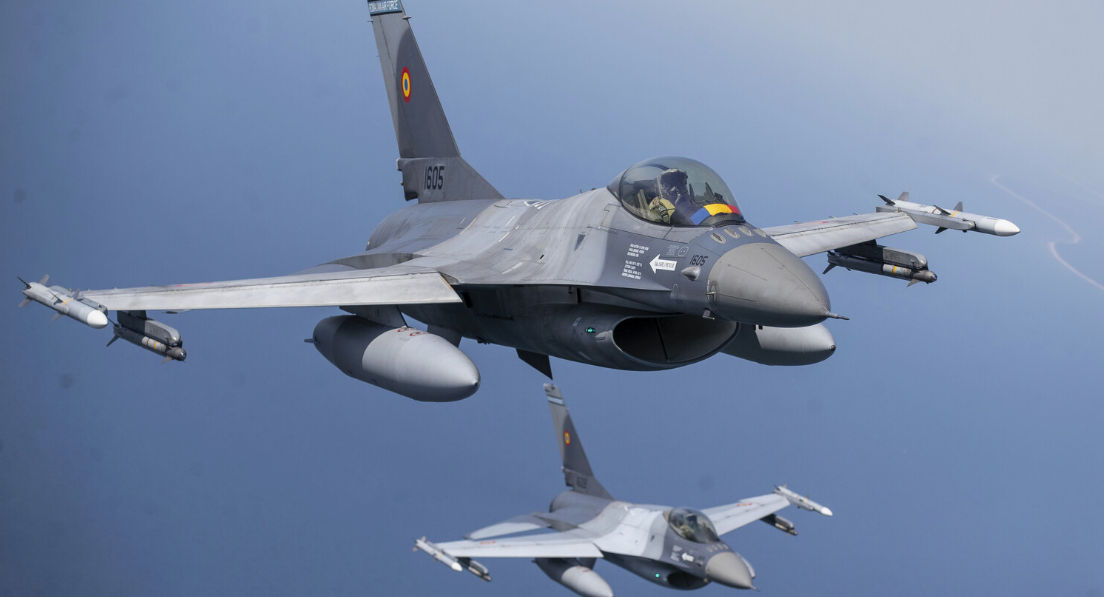 В Румынии опровергли очередной фейк о F-16 и обучении украинцев.