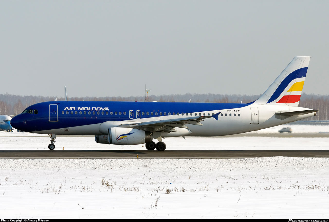 Людей не обеспечили горячим питанием и даже не принесли извинений. Фото: planespotters.net