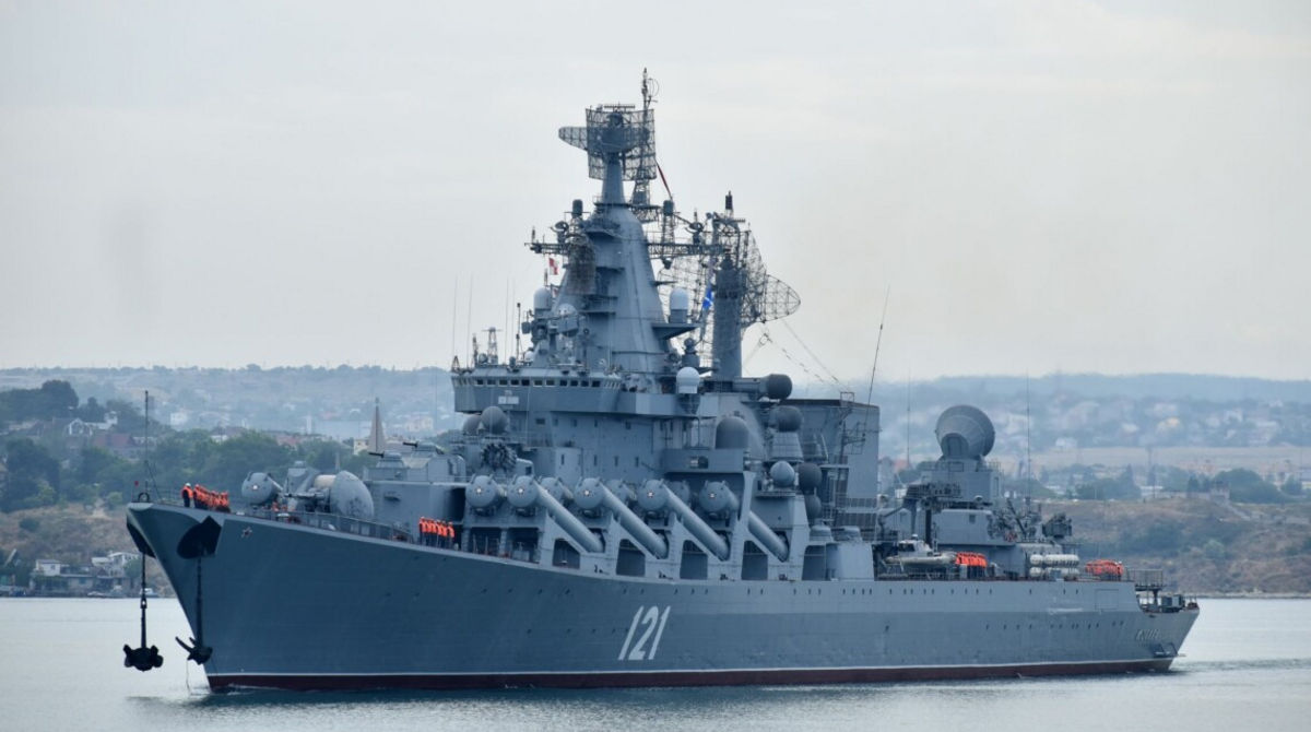 Экипаж крейсера "Москва" включен в список "участников спецоперации".