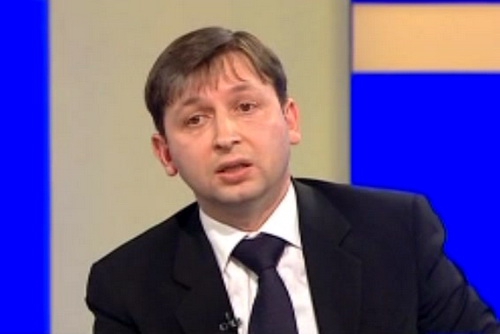 Решетников говорит, что либерал-демократы хотели провести в прошлом году досрочные выборы и обратились за помощью к коммунистам. Фото: ksmm.ucoz.net
