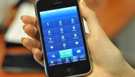 Portabilitatea numerelor este un serviciu destinat utilizatorilor finali de telefonie, care permite acestora să-şi păstreze numărul de telefon atunci când schimbă furnizorul.