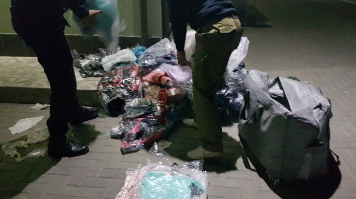 Пограничные полицейские обнаружили контрабанду в машине украинца.
