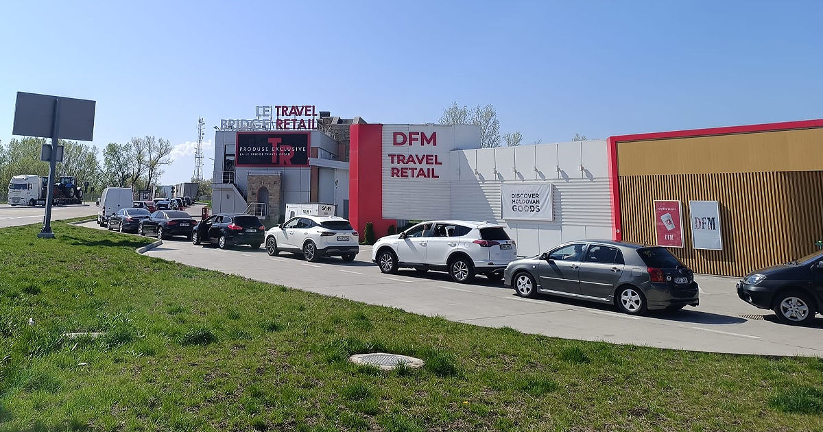 Trafic intens la punctul de trecere Sculeni pe sensul de ieșire din Republica Moldova.