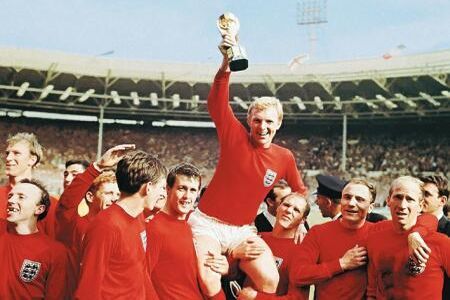 Коронавирус обнаружен у чемпиона мира по футболу 1966 года Нормана Хантера.