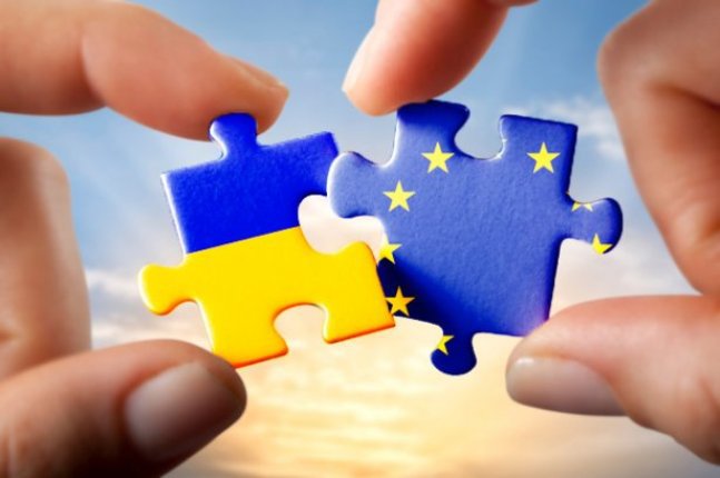 По словам Порошенко, модернизация на основе европейских стандартов станет ключом к успеху страны. Фото: image.zn.ua.
