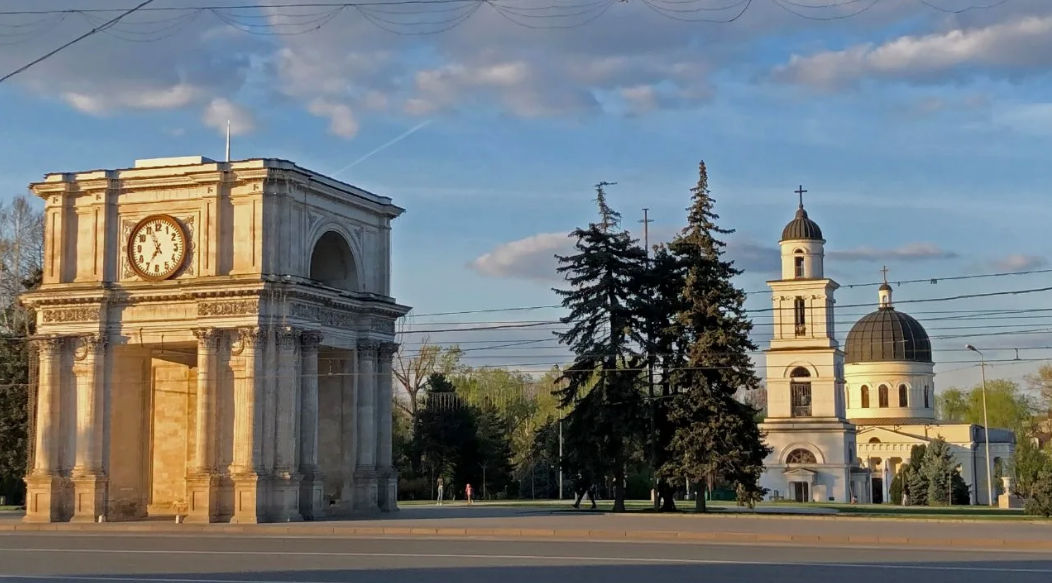 На некоторых улицах столицы движение будет частично приостановлено.