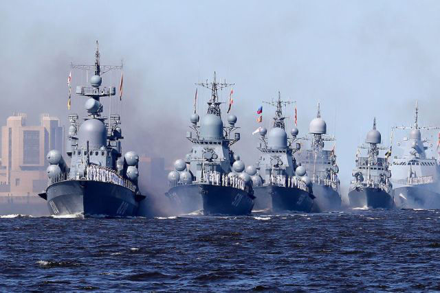 Россия держит наготове пять ракетоносцев в Черном море.
