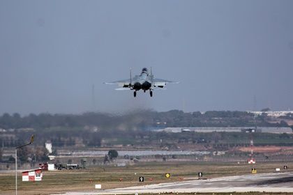 Несколько военнослужащих, принимавших участие в попытке госпереворота в Турции, задержаны в ходе операции на авиабазе Инджирлик.