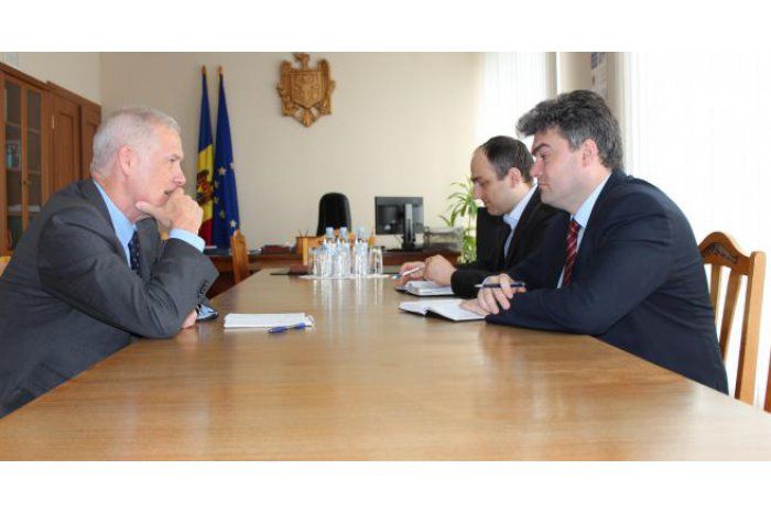 Vicepremierul Gheorghe Bălan a avut o întrevedere cu şeful Misiunii OSCE în Moldova.