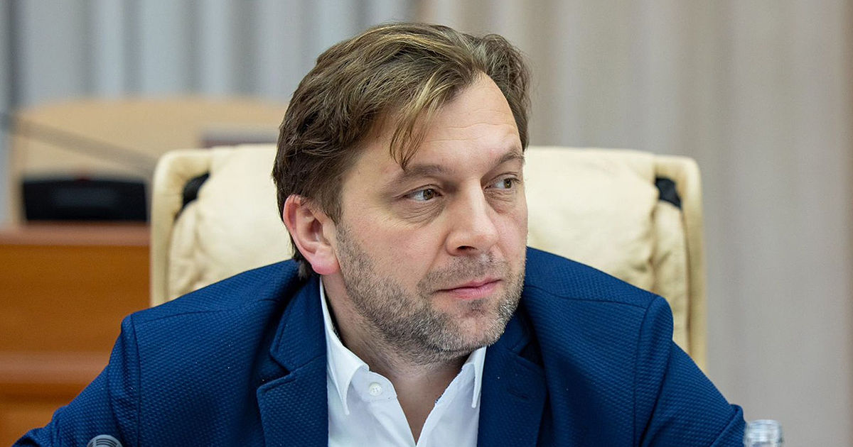 Герман: Смена министра не повысит зарплаты за неделю.