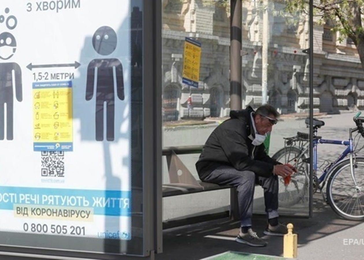 На Украине число безработных в мае выросло почти на 50% из-за пандемии.