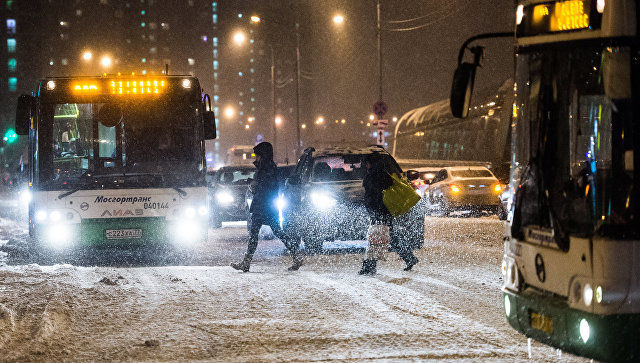В Москве началась первая в этом году метель.