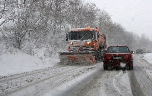 Drumarii sunt pregătiți pentru sezonul rece și gata să intervină în urma condițiilor meteo nefavorabile. Foto: click.ro