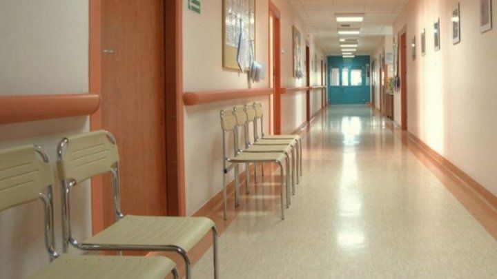 O gravidă a ajuns la spital după ce a fost bătută cu bestialitate de 2 tinere 