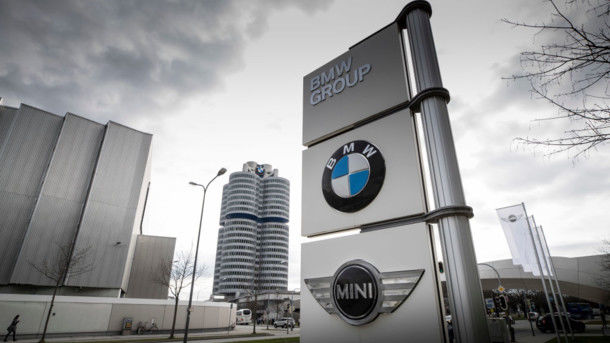 Немецкий автоконцерн BMW должен заплатить штраф за установку на автомобили некорректного программного обеспечения.