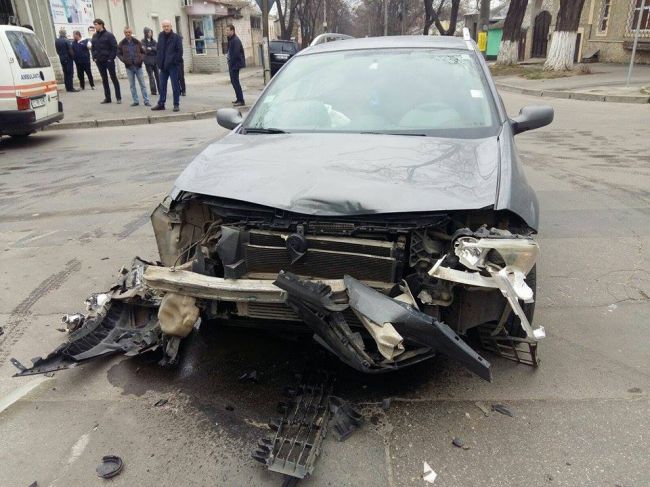 Șoferii din Chișinău continuă să circule cu viteză și băuți la volan, în ciuda amenzilor usturătoare. Foto: smotra.md