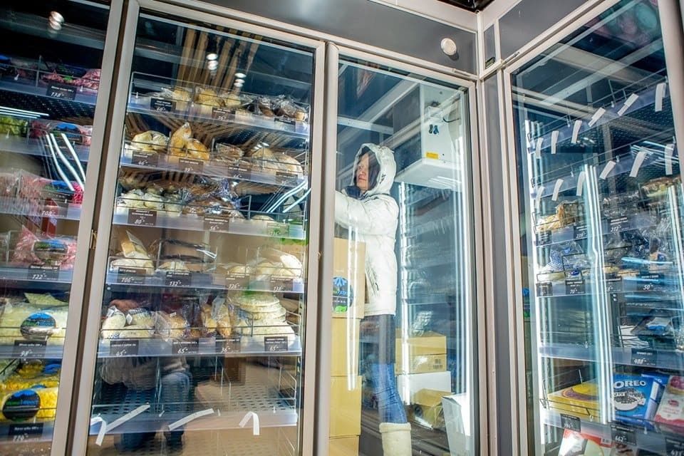 Вакцину Pfizer и BioNTech готовы распространять магазины замороженной еды.