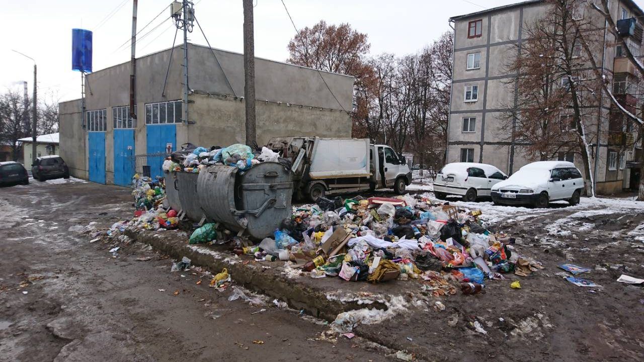 Criza deşeurilor de la Bălţi se apropie de o catastrofă ecologică.