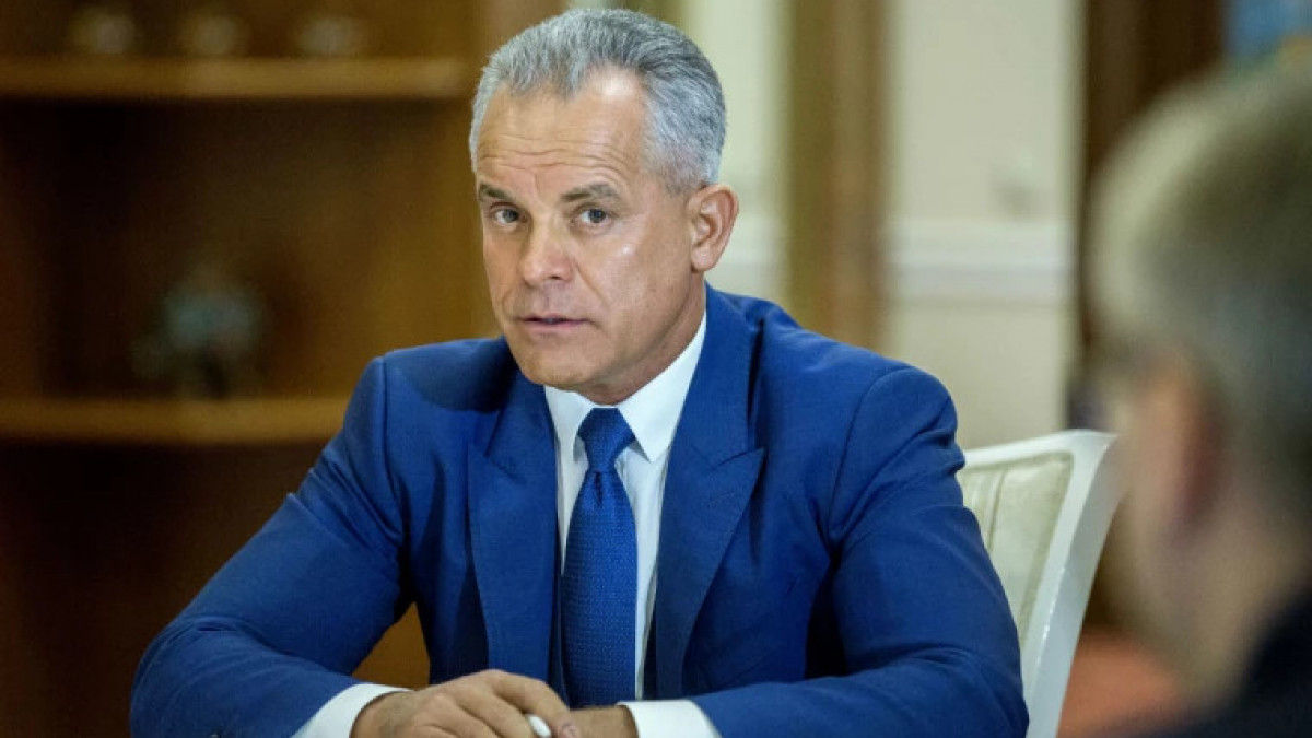 Прокуроры не теряют надежду дождаться адвокатов Влада Плахотнюка.