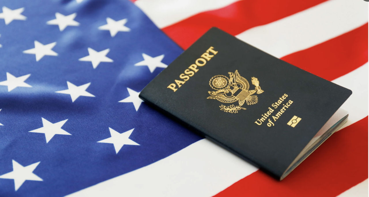 Уроженку Молдовы могут лишить паспорта США за сексуальное насилие над детьми.