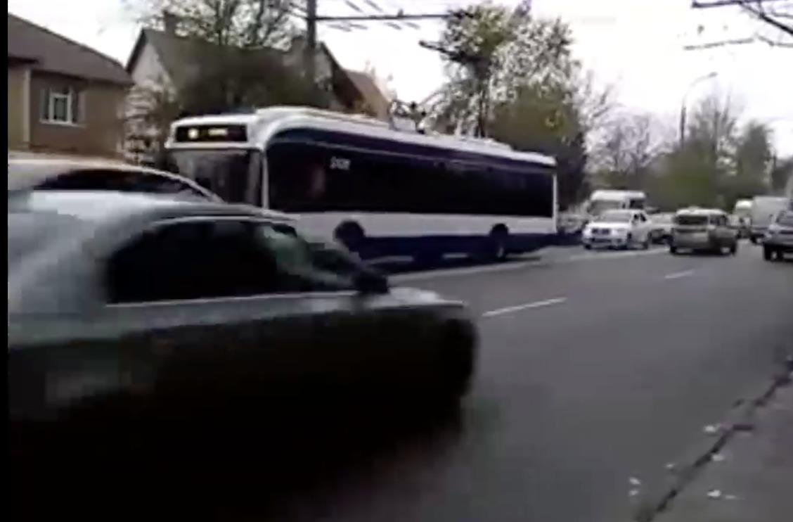 В цепной аварии на Телецентре пострадало пять автомобилей.