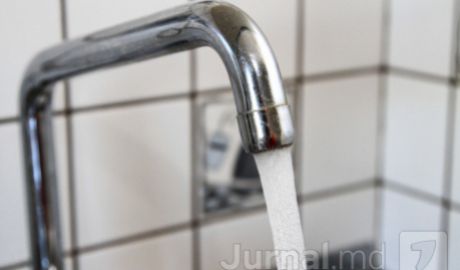 На период отключения воды S.A. „Apă-Canal Chişinău” обеспечит жителей мобильными цистернами.