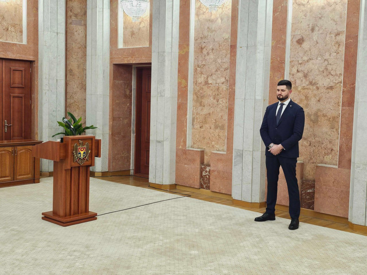 Dorin Junghietu a depus jurământul de învestire în funcția de ministru al Energiei.