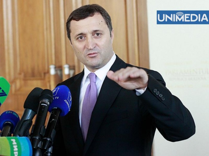 Liderul PLDM, Vlad Filat, a declarat în cadrul unui interviu că nu exclude organizarea unui referendum pentru stabilirea vectorului extern al Republicii Moldova.
