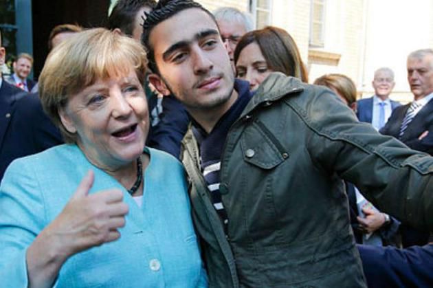 Germania tocmai şi-a creat primul fişier în care centralizează identităţile tuturor migranţilor înregistraţi, iar toţi urmează să primească un document de identitate cunoscut sub numele de "dovadă de sosire".