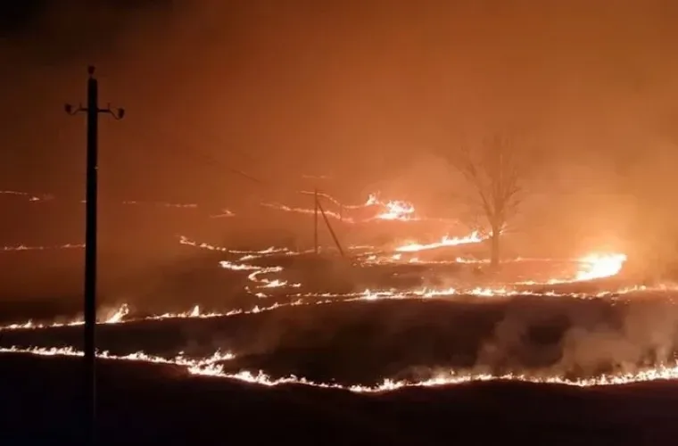 Сильный пожар в Иванче.
