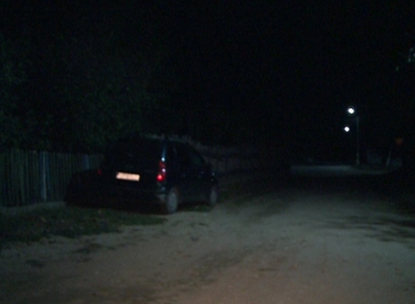 Satenii din Radeni, straseni stau de mai bine de doua zile fara electricitate.