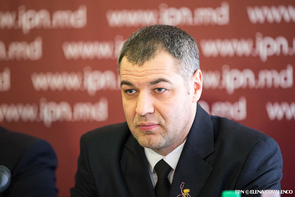 Депутат от Блока ACUM Октавиан Цыку.