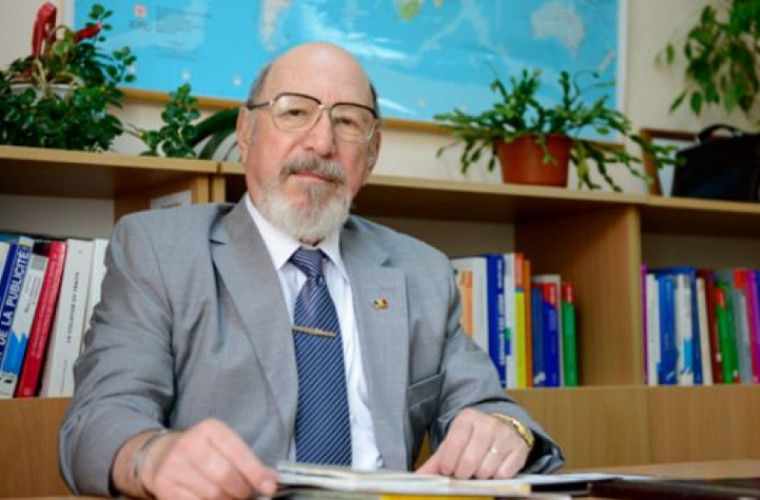 Осмокеску: Блок ACUM толкает демократов к коалиции с ПСРМ.