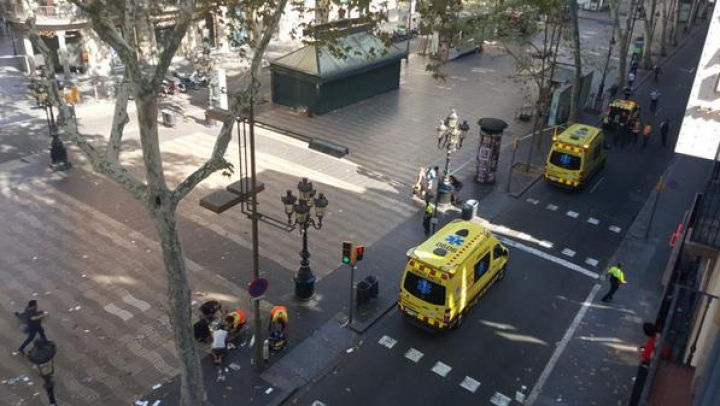 O fetiță de trei ani a murit la spital după atacul din Barcelona