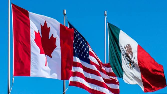 На переговорах по NAFTA между Канадой и США возникла напряженность.