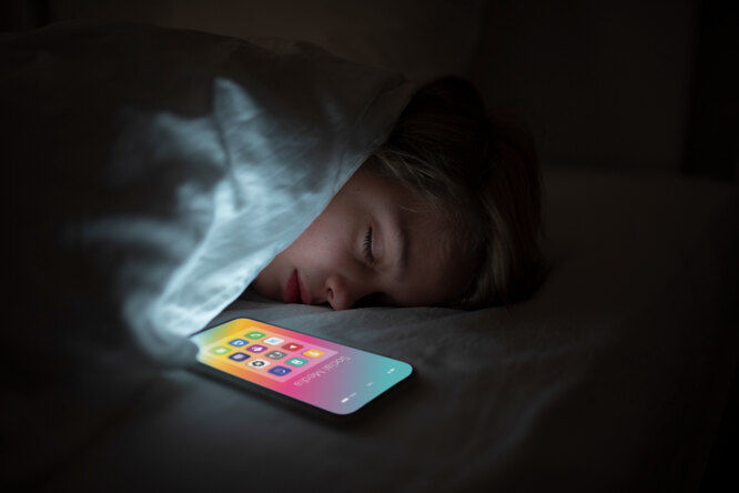 Utilizatorii de iPhone s-au plâns de probleme cu alarma.