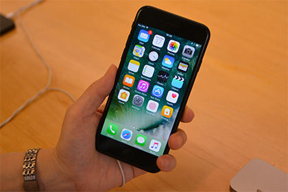 iPhone эволюционирует и сейчас переходит с LTPS на OLED-панели