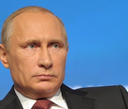 Zheng Wenyang, autorul cartii "Nascut pentru Rusia", afirma ca biografia care a aparut in 2012 s-a vandut mult mai bine decat cartile sale anterioare despre Barack Obama, Margaret Thatcher si Nelson Mandela.