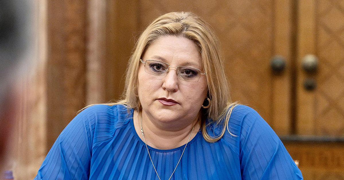 Șoșoacă, denunțată la Parchetul General după ce l-a lăudat pe Ceaușescu.