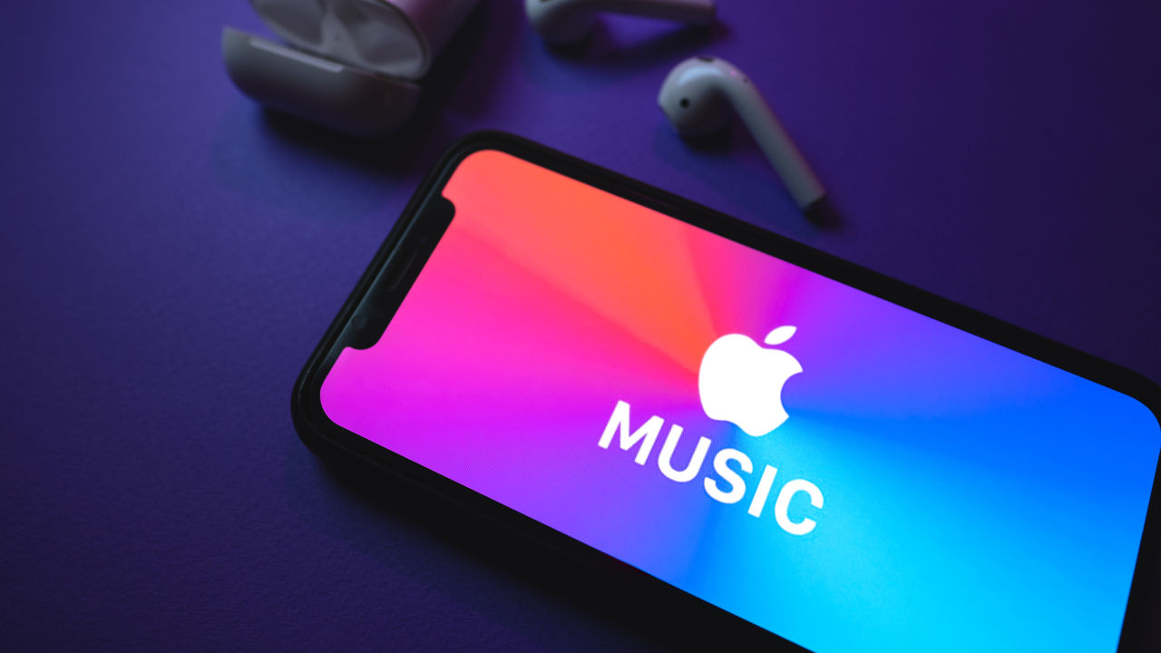 В Apple Music добавят функцию караоке.