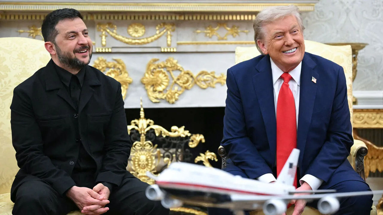 Зеленский: Трамп поддержал право Украины бить по российской энергетике.