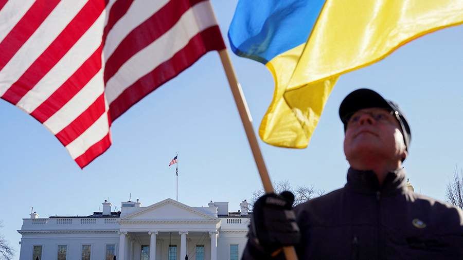 Bloomberg по ошибке объявило о «вторжении» на Украину.