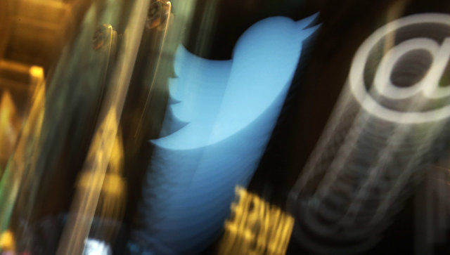 Экс-сотрудница ЦРУ хочет купить Twitter, чтобы лишить Трампа аккаунта.
