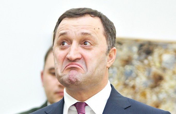 Vlad Filat vrea un prim-ministru care a fost demis pentru corupție. Foto: publika.md