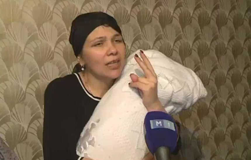 Мать умершего младенца обвиняет врачей в халатности. 