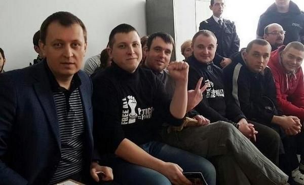 Генпрокуратура не намерена прекращать политическое уголовное дело по "группе Петренко".